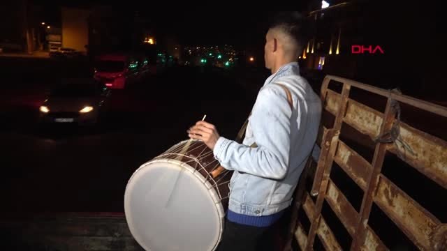 Ramazan Davulcuları Sahurda Görevlerine Başladı