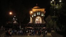 Huzur ve Bereket Ayı Ramazan - Mescid-i Aksa'da İlk Teravih Kılındı