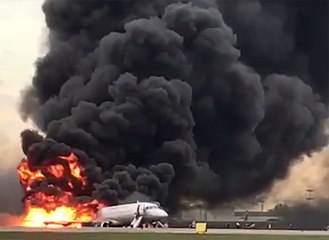 Russie: 41 morts après l'atterrissage d'urgence d'un avion à Moscou