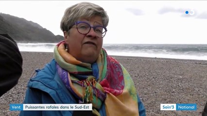 Intempéries meurtrières en Corse, incendies dans le Sud