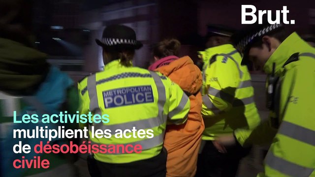 Alexandria Villaseñor, 13 ans, fait grève pour le climat devant le siège de l'ONU