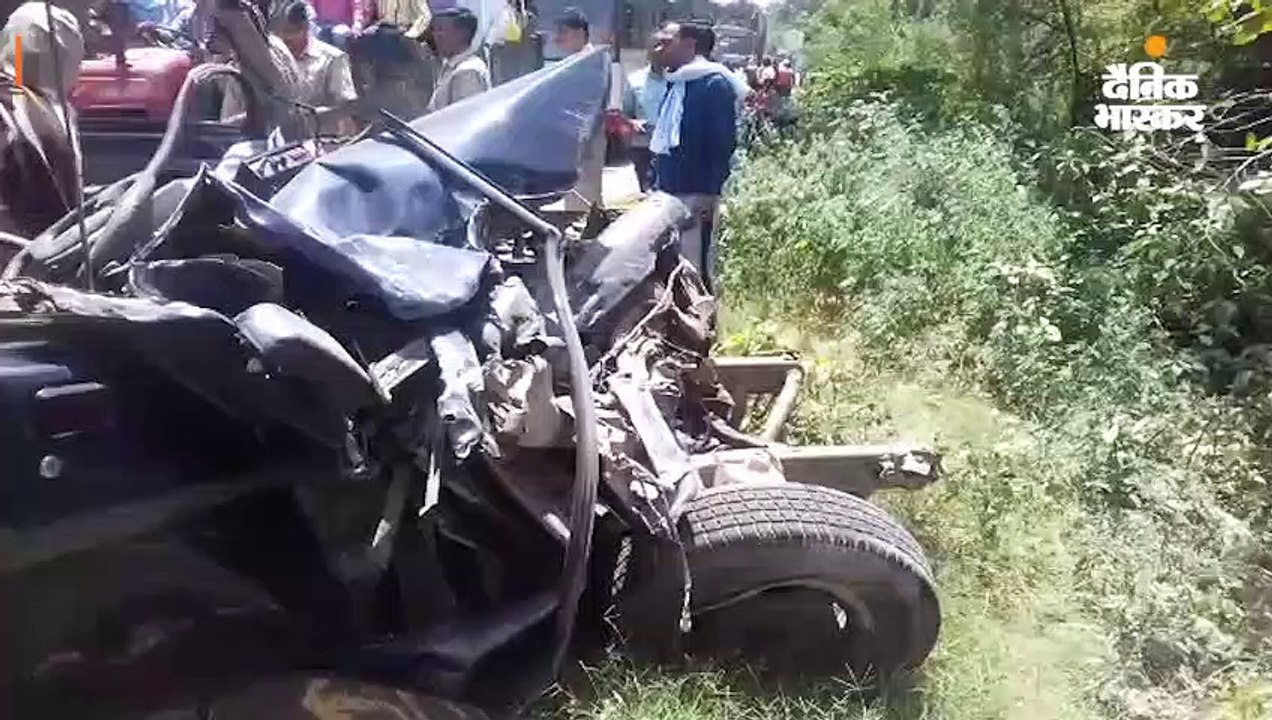 रोडवेज बस ने पुलिस जीप को टक्कर मारी, दरोगा समे...