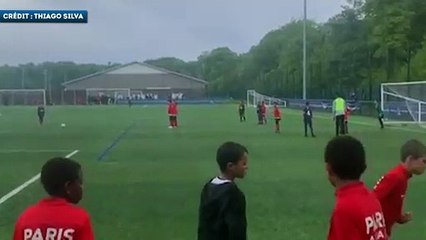 Le magnifique coup franc du fils de Thiago Silva