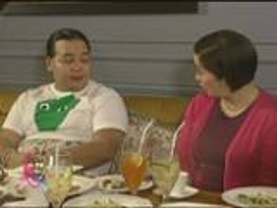 The advantage and disadvantages of using credit and debit cards