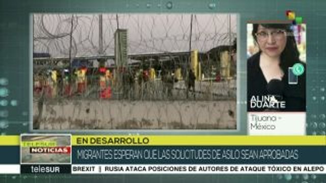 Policía mexicana frena en la frontera a migrantes centroamericanos