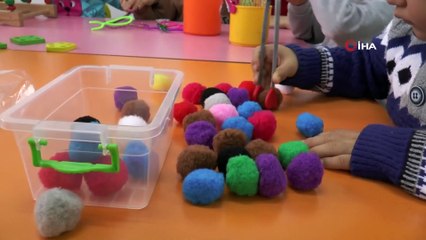 Onlar en özel öğretmenler...Engelli öğrencilere eğitim veriyorlar