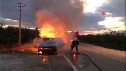 LPG’li otomobil alev alev yandı