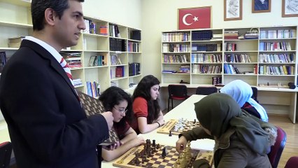 Görme engeli öğretmenlik hayaline engel olmadı - BİLECİK