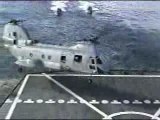 Crash hélicoptère sur destroyer - CH-46E Sea Knight