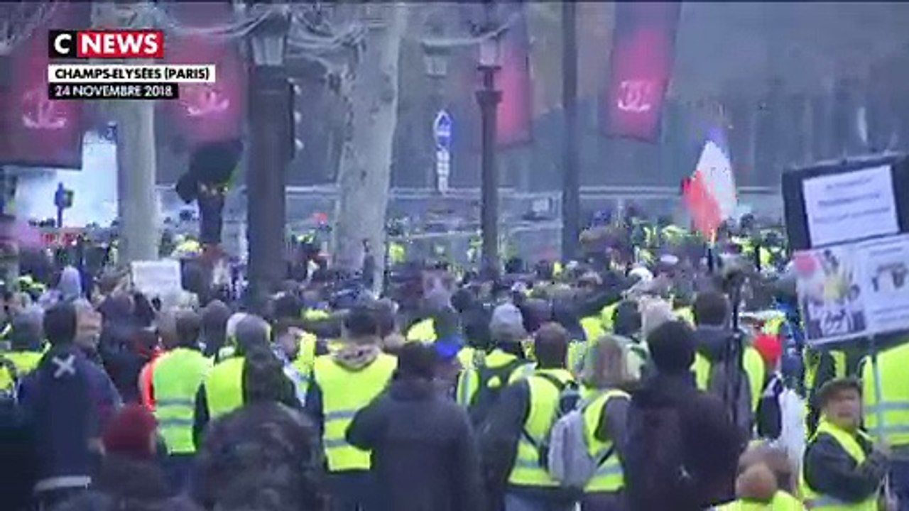 Gilets Jaunes : ça chauffe sur les Champs-Elysées
