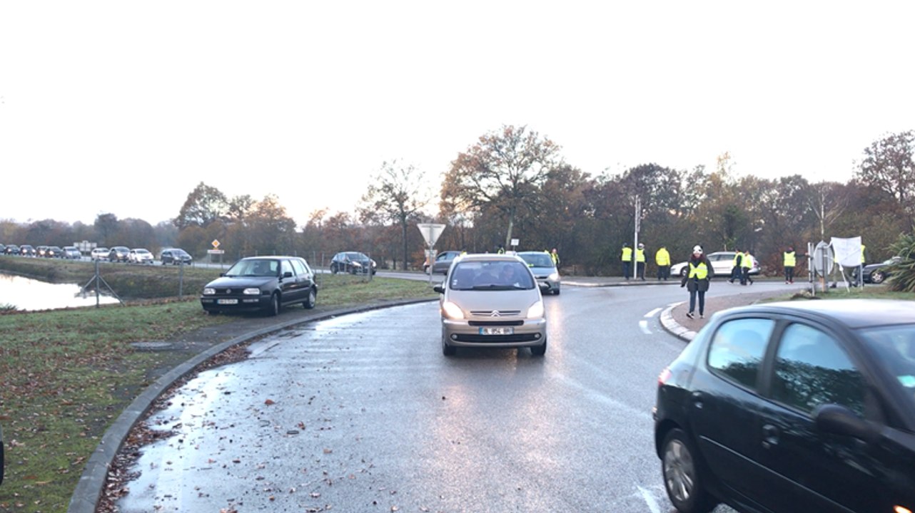 L’action des gilets jaunes à Châteaubriant ce samedi 24 novembre 2018