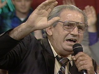 Bill & Gloria Gaither - Hallelujah To The Lamb