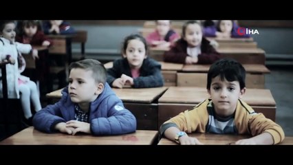 Bütün ilçe bir oldu, öğretmenler günü için filimde rol aldı