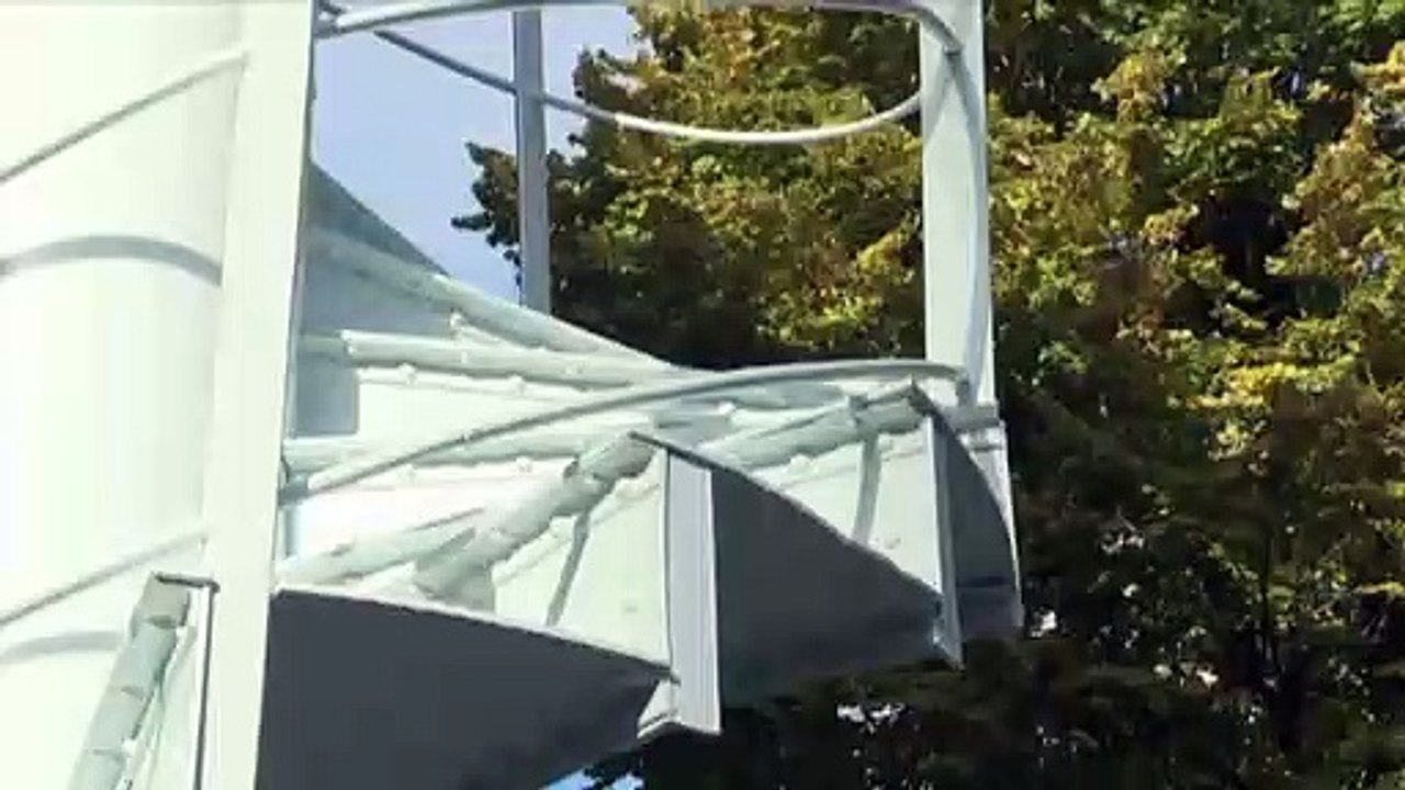 Carlos Malpica Flores te enseña la escalera de la Torre Eiffel