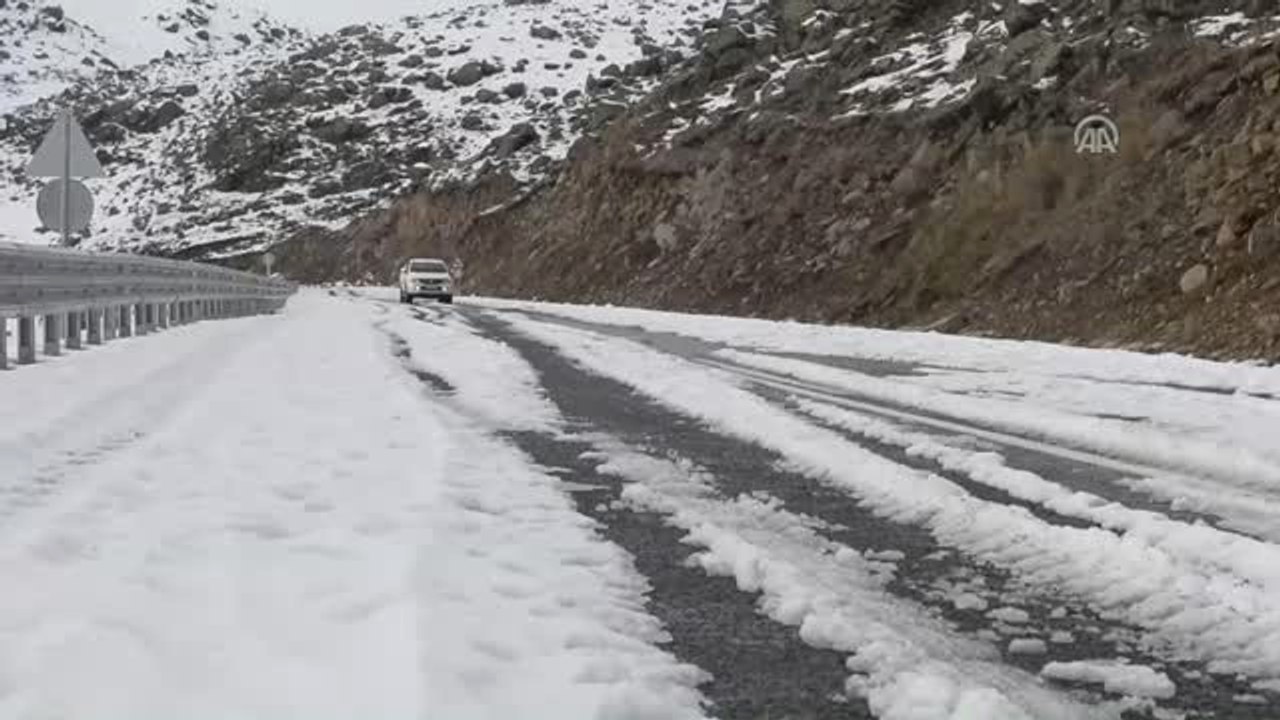 Ardahan-Ardanuç Kara Yolu Ulaşıma Kapatıldı