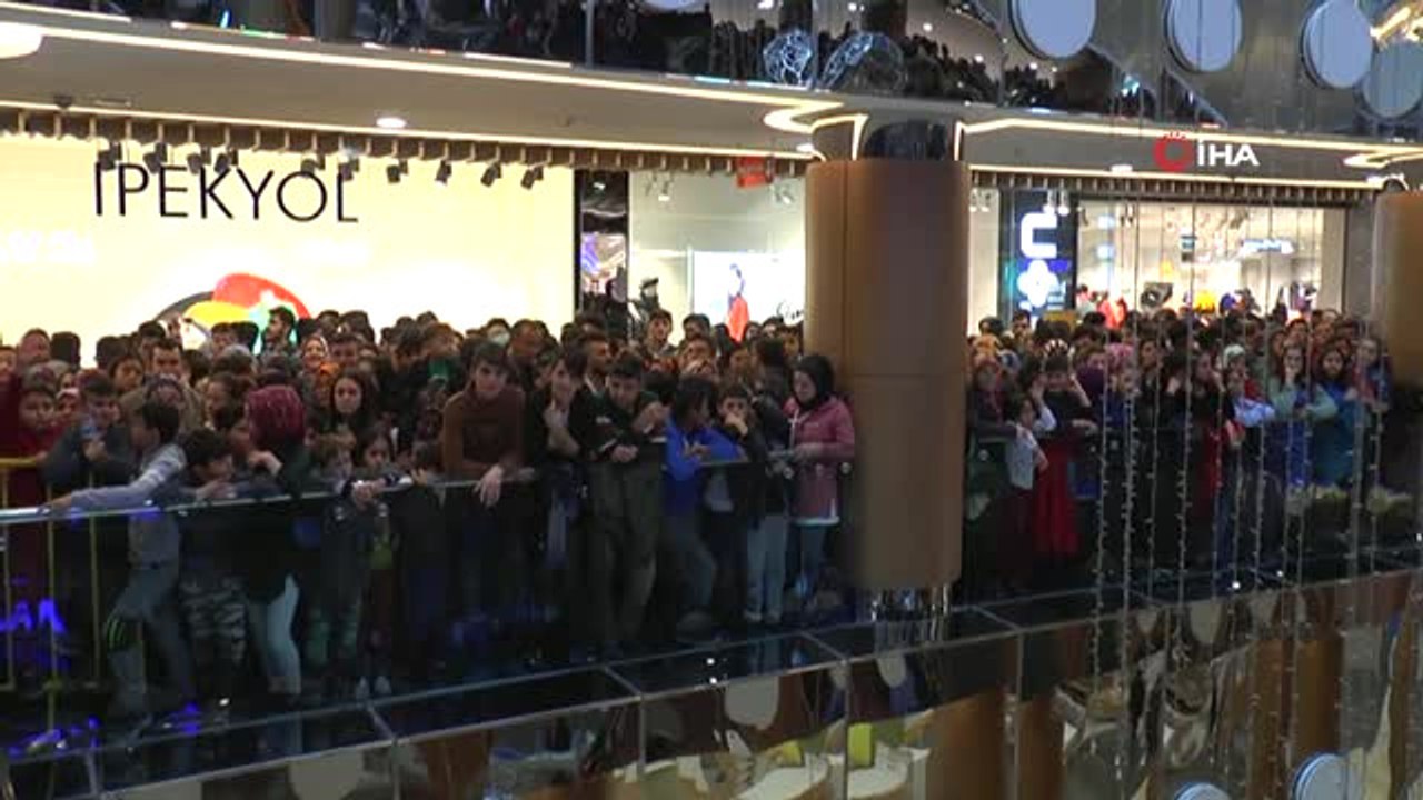 Nevşehir'de Aleyna Tilki Rüzgarı Esti