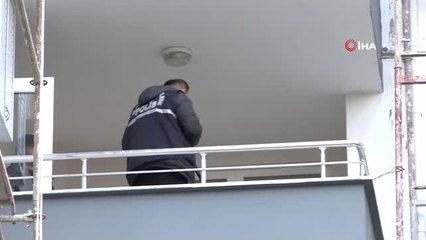 Trabzon'da Boya Yaparken Bir Alt Kattaki Balkona Düşen Boyacı Hayatını Kaybetti