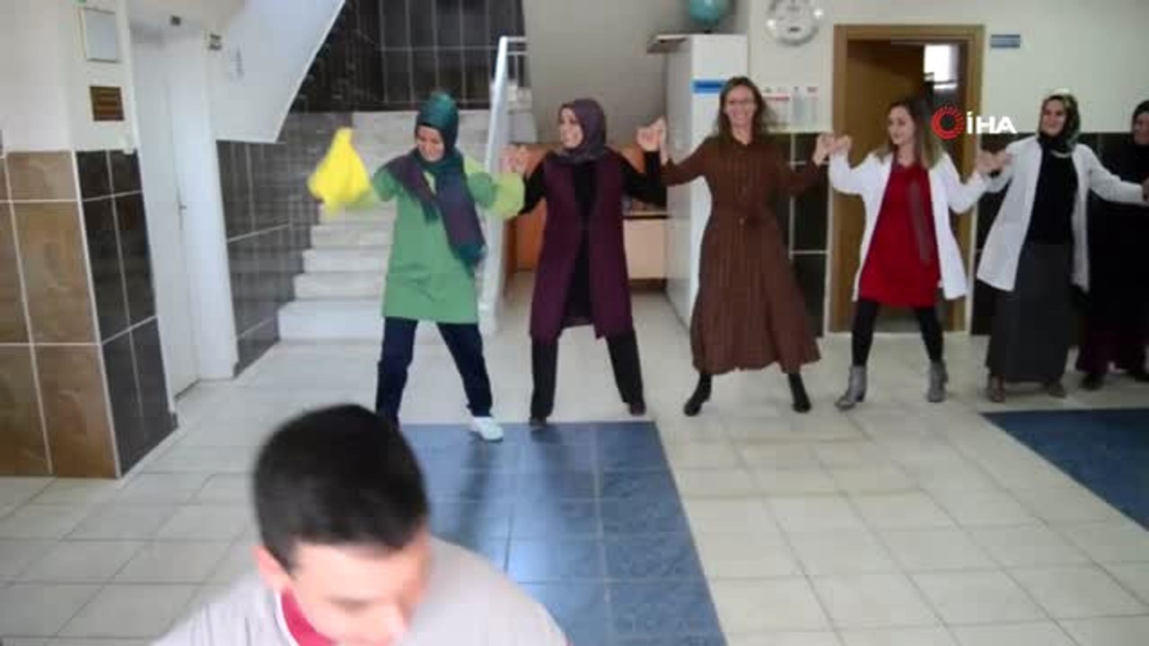 Domaniç Ortaokulu'ndan 'Muallim' Klibi