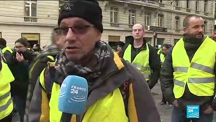 Download Video: Police disperse ‘yellow vest’ Paris protesters with teargas