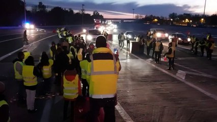 REVENTIN-VAUGRIS | Les Gilets jaunes partis pour rester au péage ?