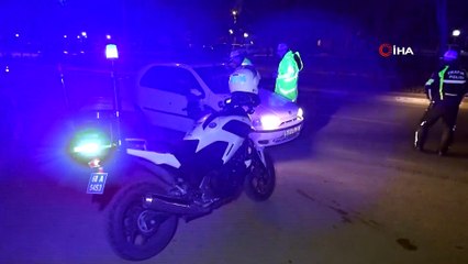 Aksaray’da polis trafik kural ihlallerine geçit vermiyor