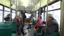 Tramvayda Çiğköfte Partisi- Frankfurtlu Antepliler Tramvayda Çiğköfte Yoğurdu