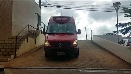 Motociclista ferido é encaminhado à UPA Tancredo