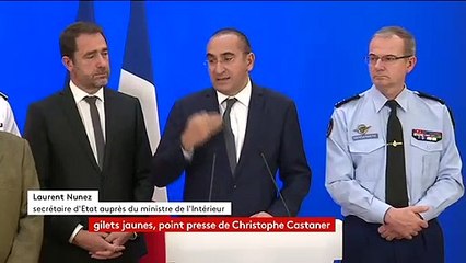 "Gilets jaunes" : le ministre de l'Intérieur Christophe Castaner dénonce un "durcissement des modalités" du mouvement