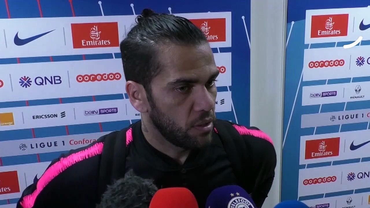 Dani Alves annonce la présence de Neymar face à Liverpool