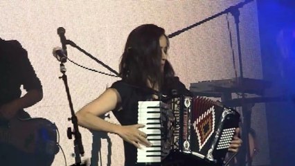 La cantante Julieta Venegas cumple 48 años
