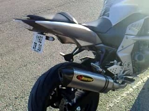 Z750 '07 AKRAPOVIC avec chicane