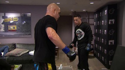 Tito Sparring Warming Up
