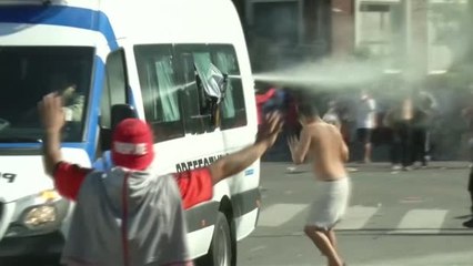 Final Copa Libertadores Ditunda Usai Ricuh Suporter River Dengan Polisi