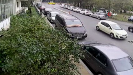 İstanbul’da “jammer” cihazı kullanarak hırsızlık yapan şüpheli kamerada