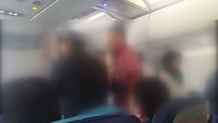 7시간 동안 비행기에 갇힌 승객들...환자 속출 / YTN