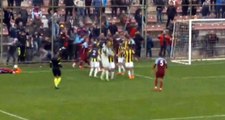 Trabzonspor-Fenerbahçe U21 Maçında Ortalık Karıştı! İki Takım Oyuncuları Yumruk Yumruğa Kavga Etti