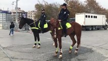 Taksim'de Atlı Polisler Göreve Başladı - İstanbul