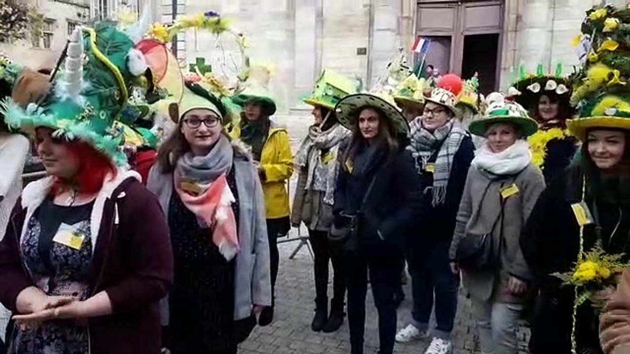 Le concours du plus beau chapeau de Catherinette s'ouvre à Vesoul place de l'église Saint Georges