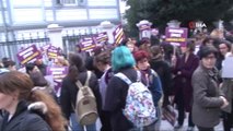 Kadıköy'de Kadına Yönelik Şiddet Protesto Edildi