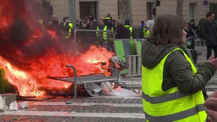 Protestat në Francë, Macron: Turp!  - Top Channel Albania - News - Lajme