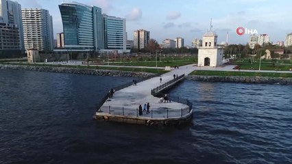 İstanbul'da Kasım Ayında Sıcak Havayı Gören Vatandaşlar Millet Bahçelerine Koştu.