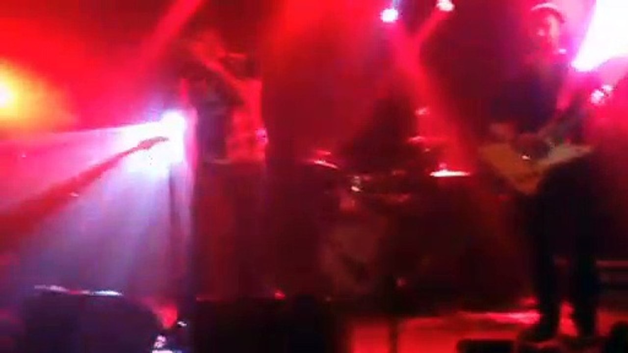 [Dreadful Hippies] - Burn it - Live in Paris 4-3-17