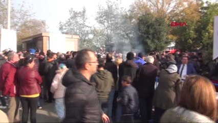 Tekirdağ'da Bedava Balık İzdihamı