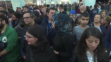 Deliler Fatih'in Fermanı" Filminin Gala Gösterimi