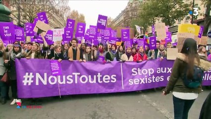 "Gilets jaunes" : Ségolène Royal demande le "retrait des taxes" et appelle à "l'apaisement"