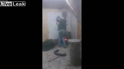 Cannette de bière dans la cheminée ? MAUVAISE IDEE !