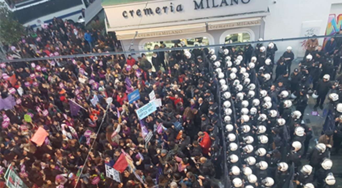 Kadına Yönelik Şiddete Karşı Uluslararası Mücadele Günü'nde kadına şiddet