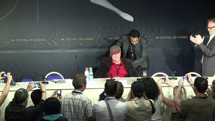 برناردو برتولوتشي عملاق سينمائي إيطالي معتاد على إثارة الجدل