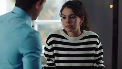 Avance Vivir sin permiso - Lara, Nina o Elisa