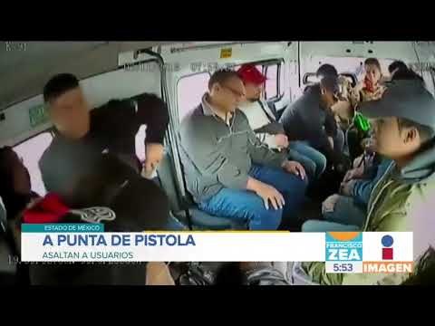 Asaltan a punta de pistola a pasajeros en combi | Noticias con Zea